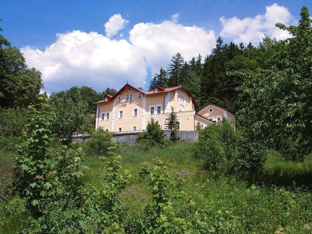 Boutique Hotel Swisshouse Mariánské Lázně Esterno foto