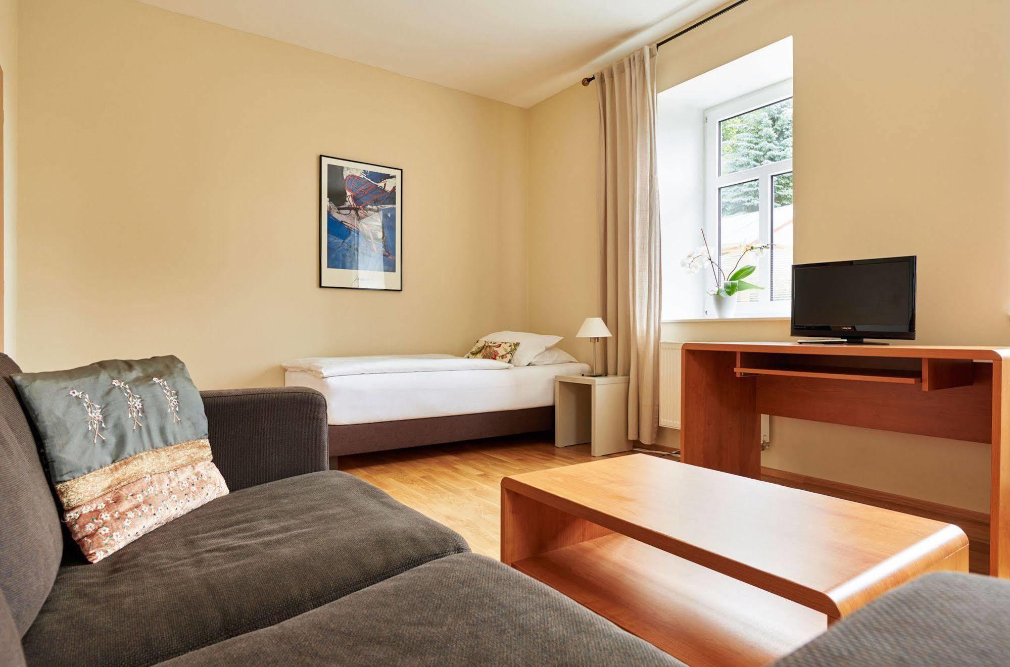 Boutique Hotel Swisshouse Mariánské Lázně Esterno foto