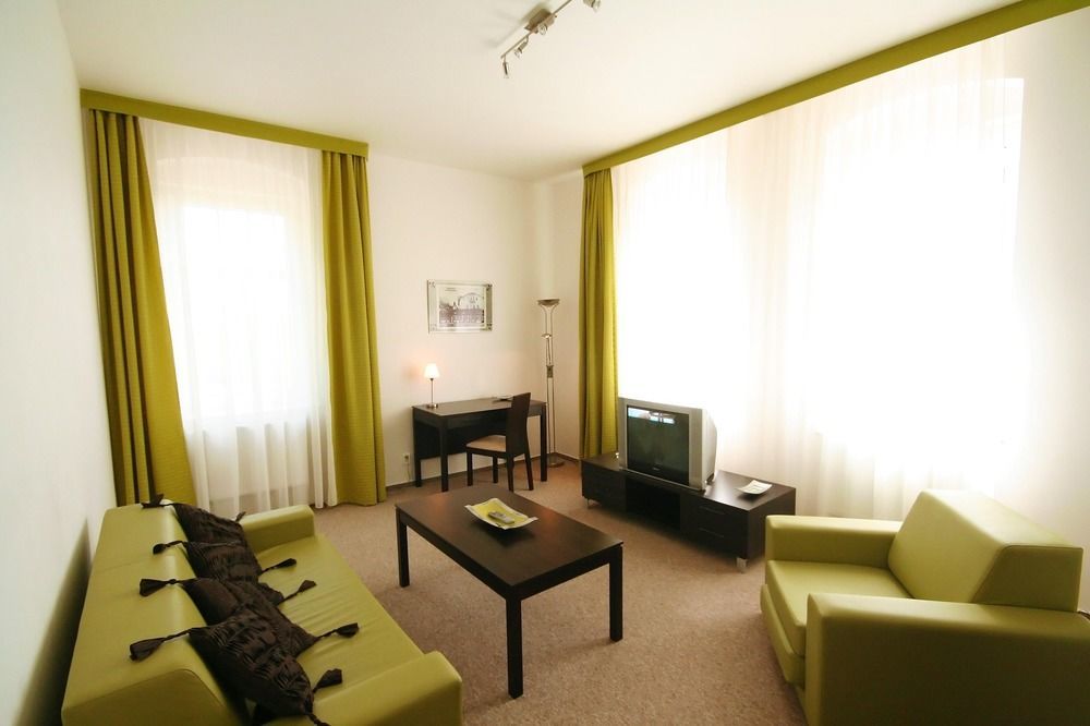 Boutique Hotel Swisshouse Mariánské Lázně Esterno foto
