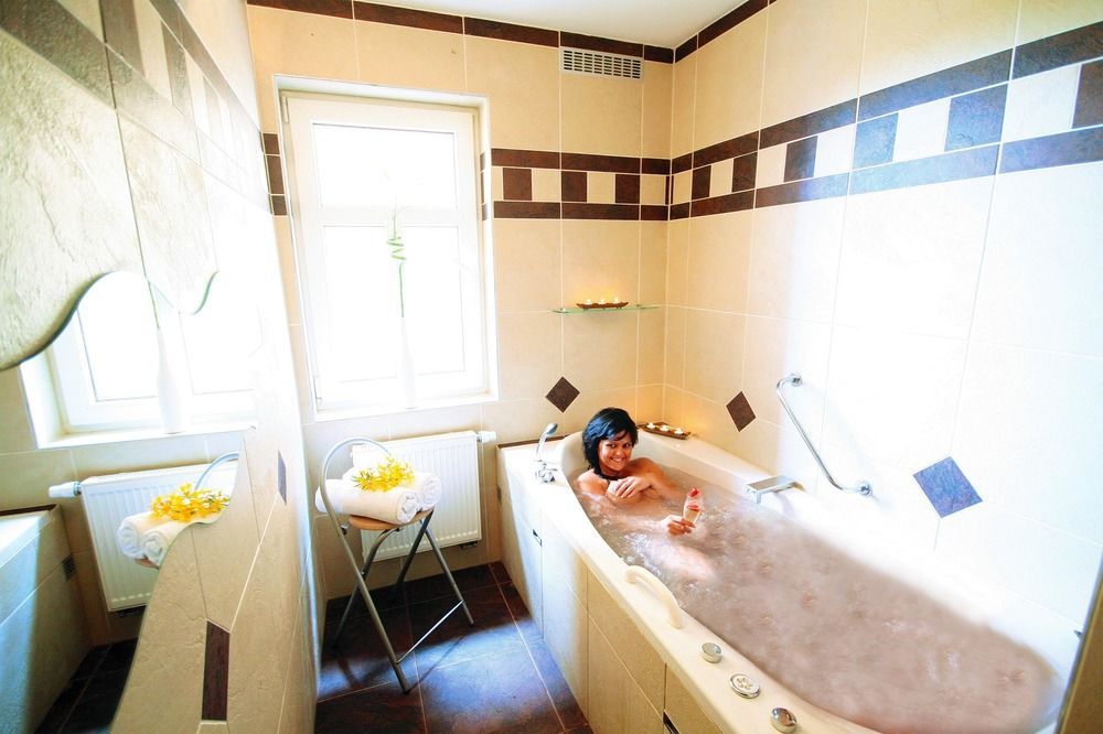 Boutique Hotel Swisshouse Mariánské Lázně Esterno foto