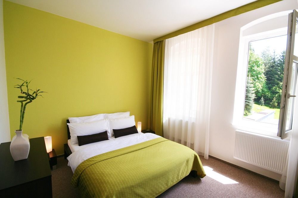 Boutique Hotel Swisshouse Mariánské Lázně Esterno foto